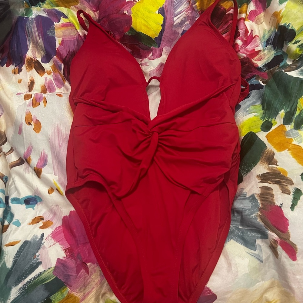 La Blanca Red One Piece Keyhole Plunge Swimsuit